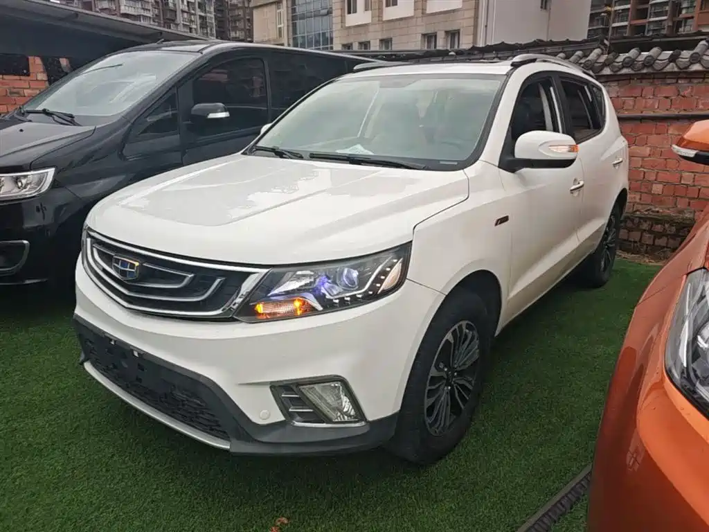 Geely Vision X6 2017 — фото 1