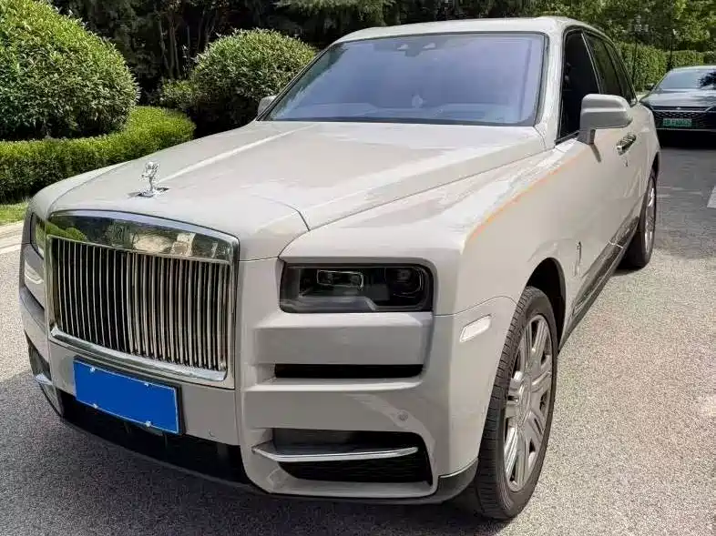 Rolls-Royce Cullinan 2023