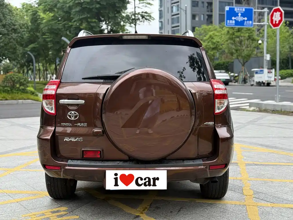 Toyota RAV4 2012