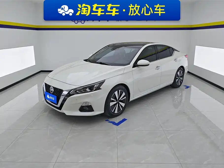 Nissan Teana 2021 — фото 1