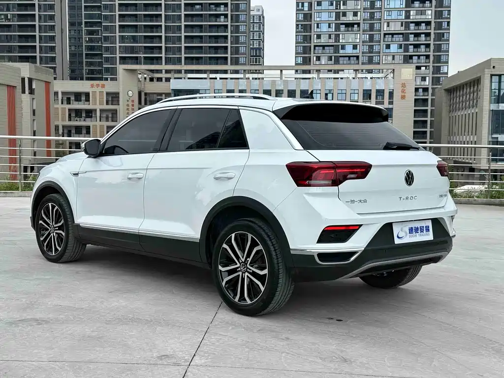 Volkswagen T-Roc 2023
