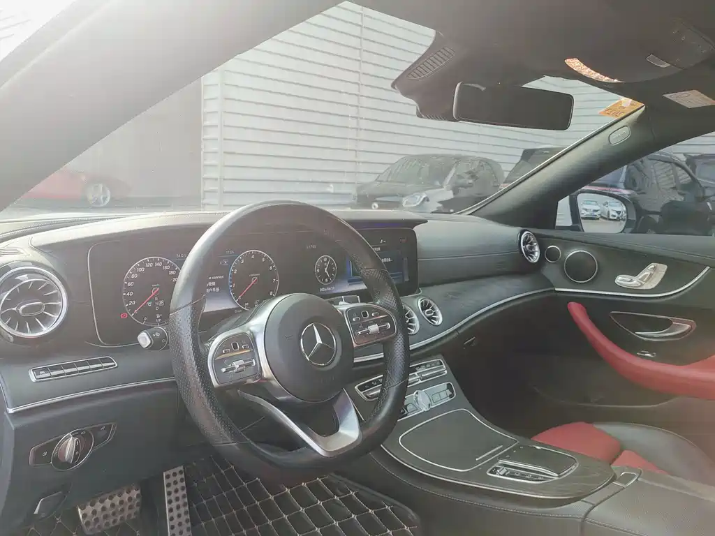 Mercedes-Benz E-Class 2019 — фото 11