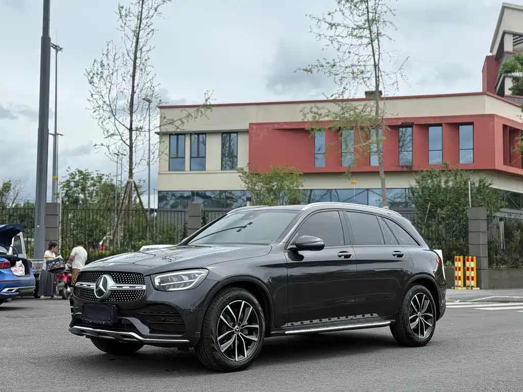 Mercedes-Benz GLC 2021