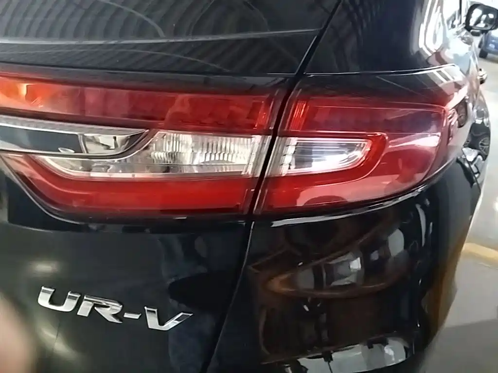 Honda UR-V 2018 — фото 8