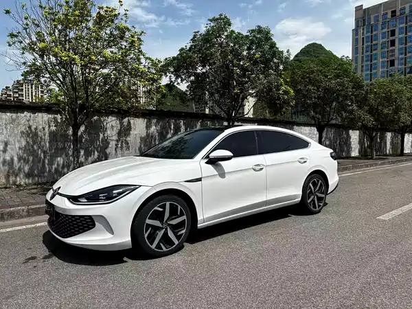 Volkswagen Lamando 2023