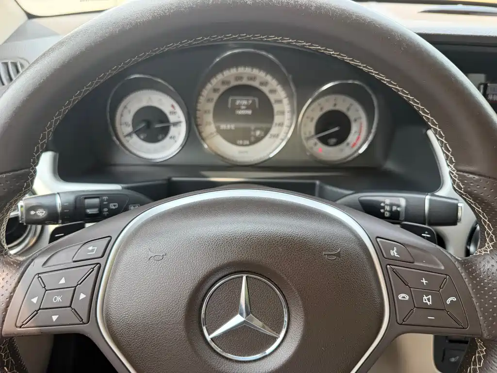 Mercedes-Benz GLK-Class 2013 — фото 30