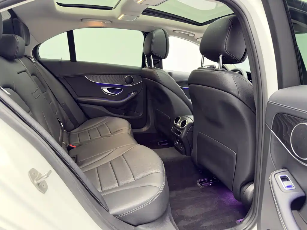 Mercedes-Benz C-Class 2021 — фото 11