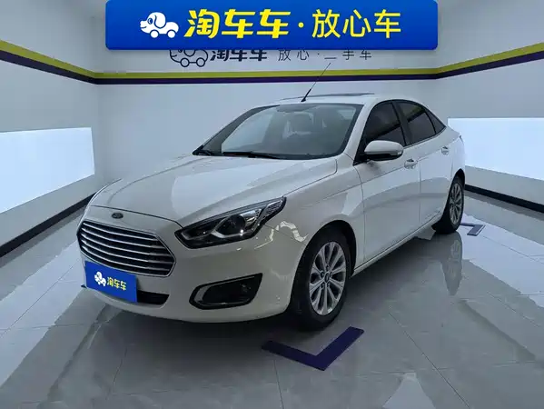 Ford Escort 2015