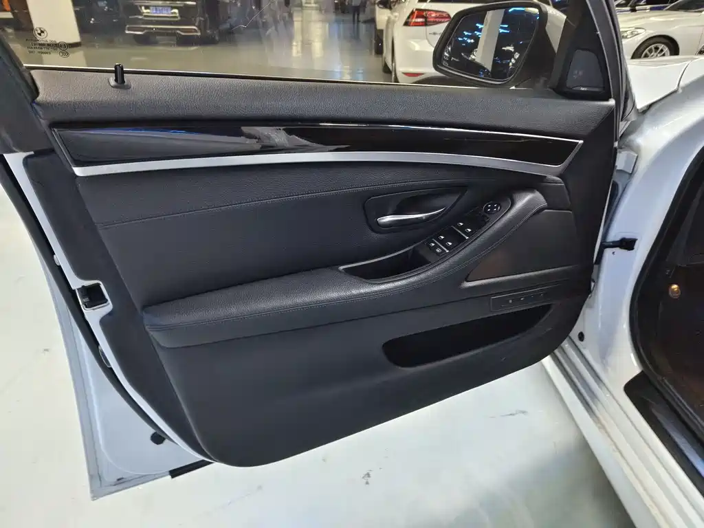 BMW 5 Series 2014