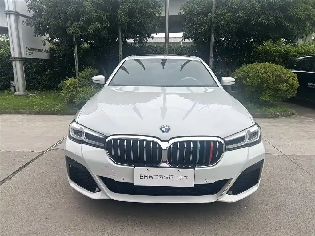 BMW 5 Series 2023