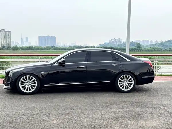 Cadillac CT6 2018