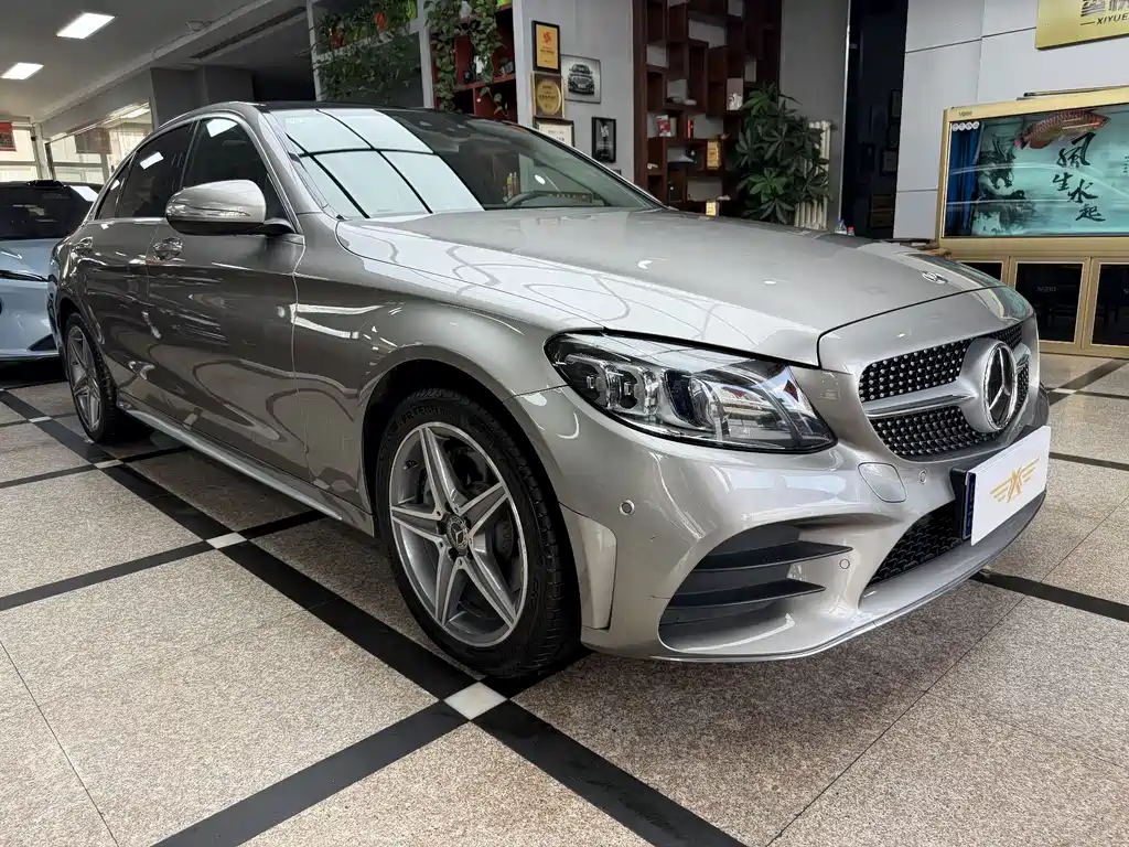 Mercedes-Benz C-Class 2019