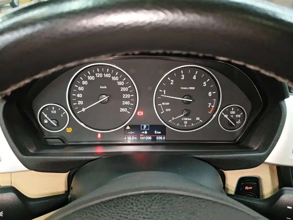 BMW 3 Series 2015 — фото 12