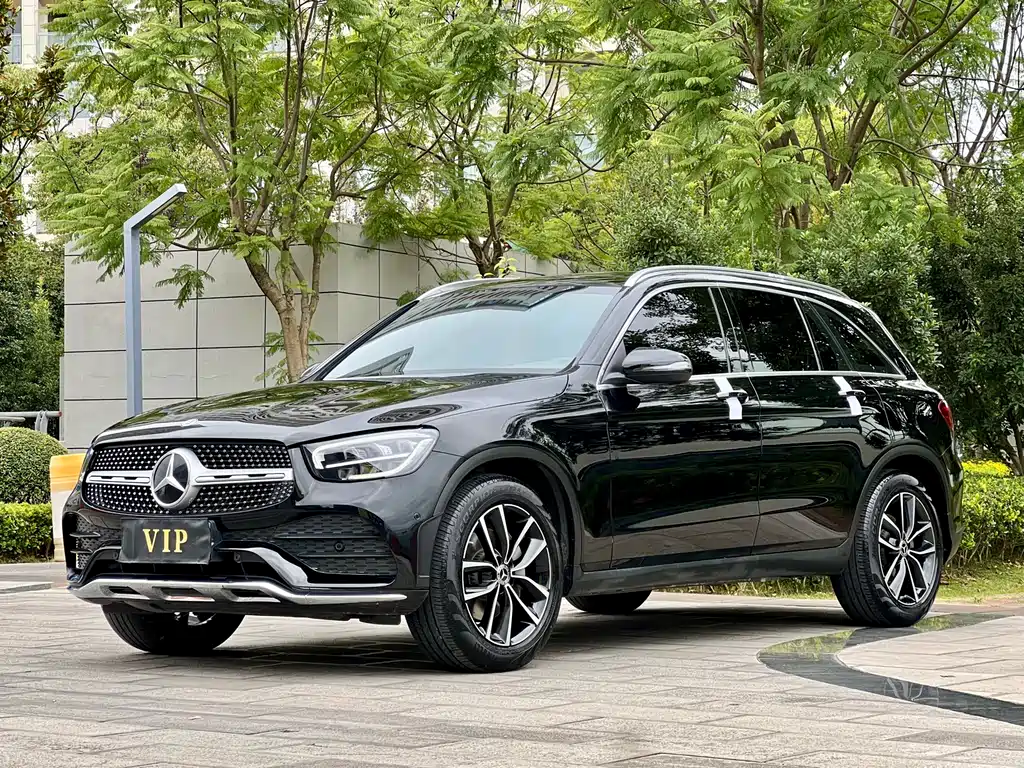 Mercedes-Benz GLC 2021 — фото 1