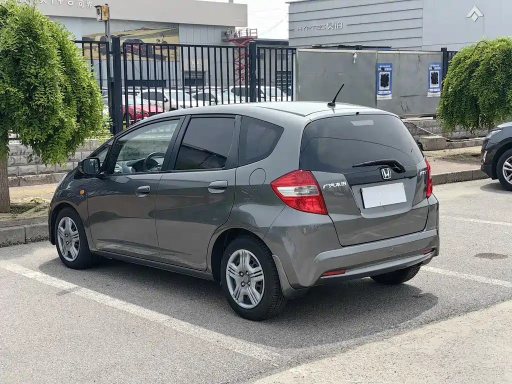 Honda Fit 2012 — фото 13
