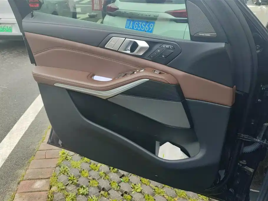 BMW X7 2022