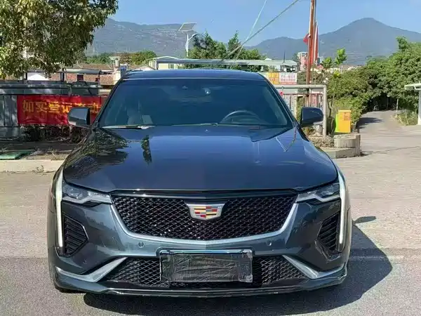 Cadillac CT4 2020