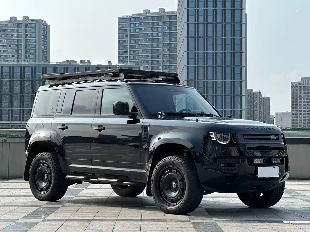 Land Rover Defender 2024 — фото 3