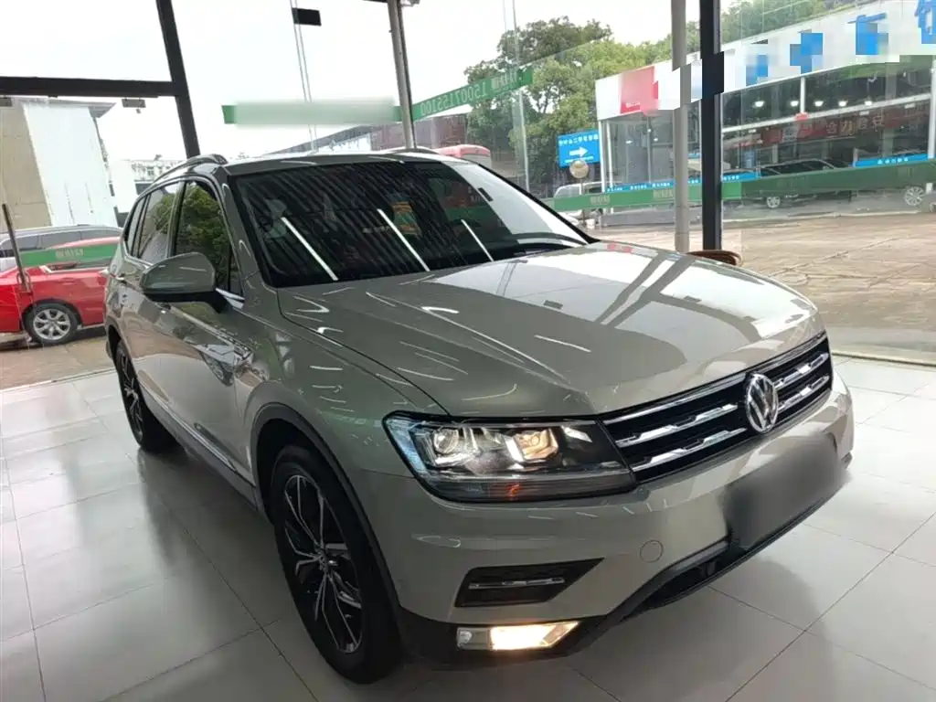 Volkswagen Tiguan L 2020 — фото 4