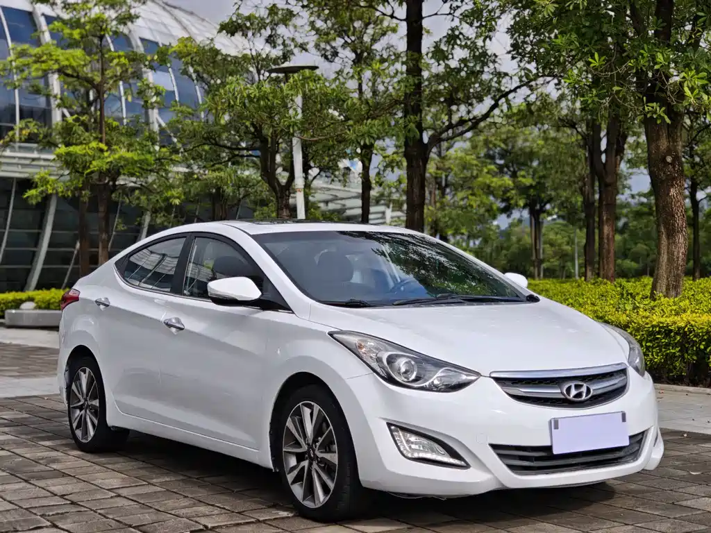 Hyundai Elantra 2016