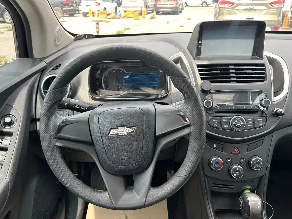 Chevrolet Trax 2016 — фото 14