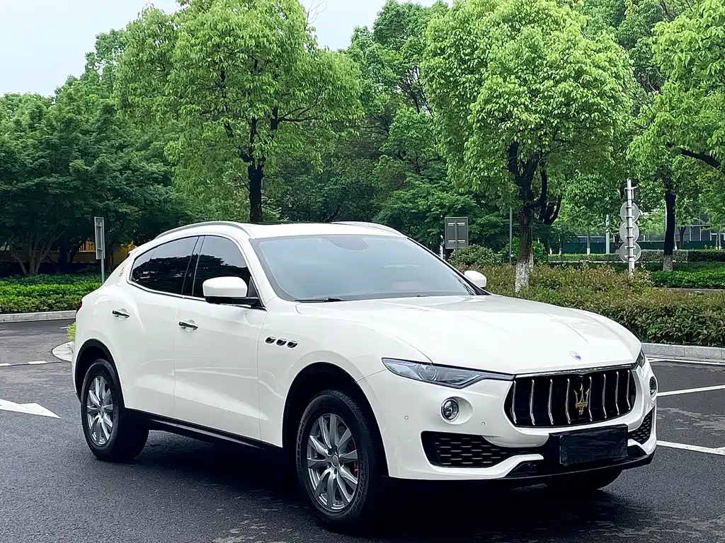 Maserati Levante 2017 — фото 3