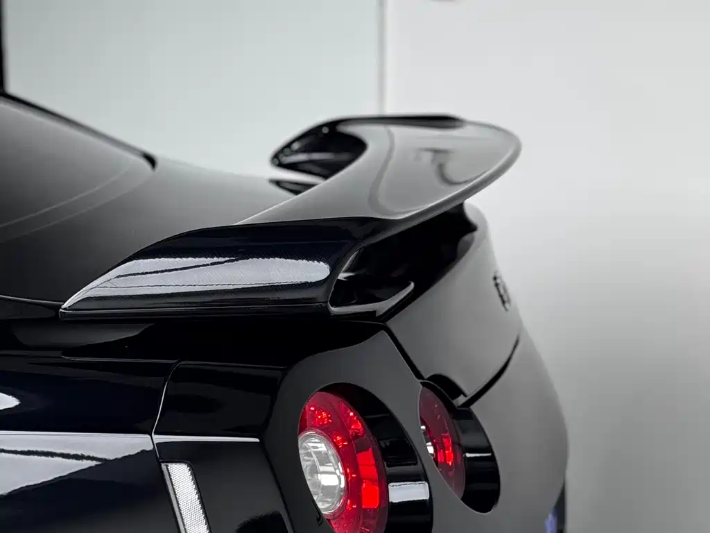 Nissan GT-R 2014 — фото 9