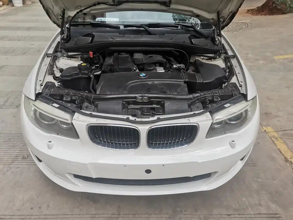 BMW 1 Series 2014 — фото 12
