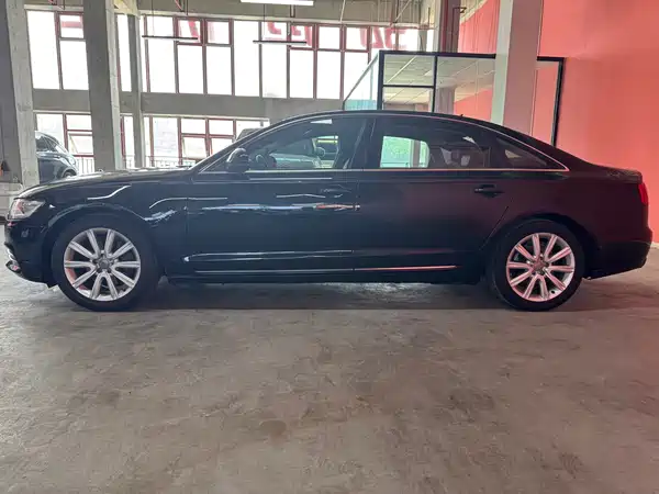 Audi A6L 2012