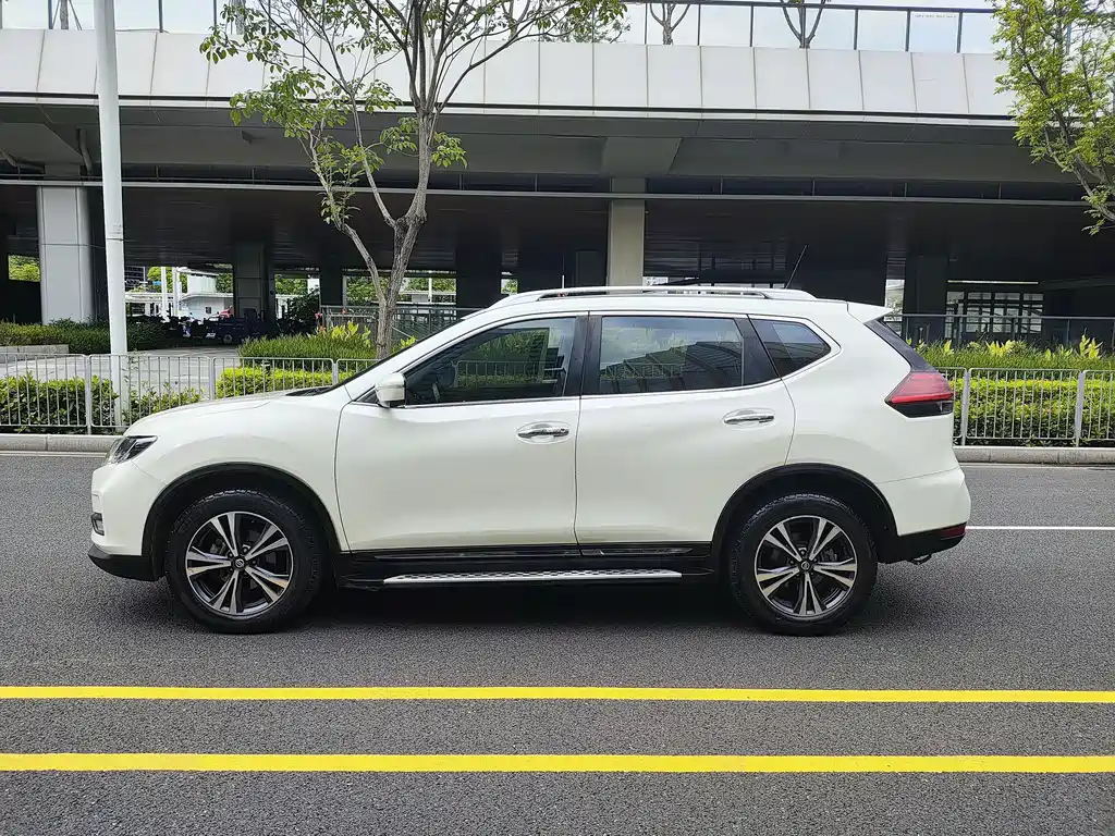 Nissan X-Trail 2017 — фото 8