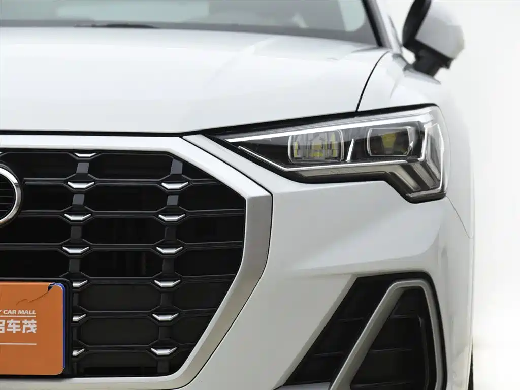 Audi Q3 2020 — фото 13