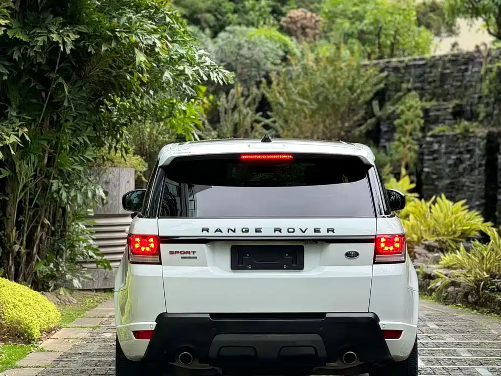 Land Rover Sport 2017 — фото 9