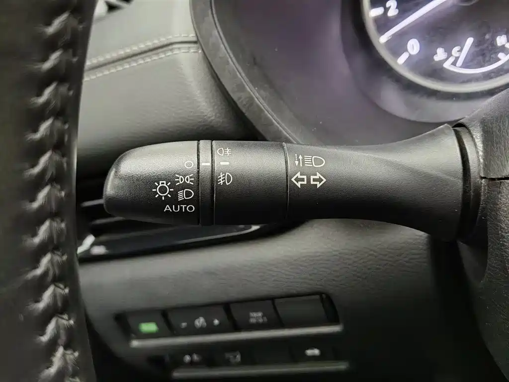 Nissan Sylphy 2020 — фото 21