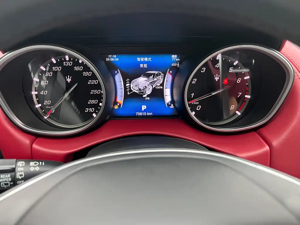 Maserati Levante 2019 — фото 10