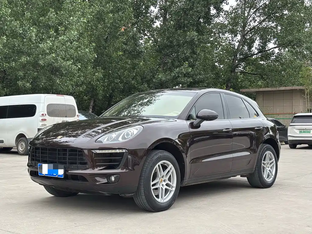 Porsche Macan 2015
