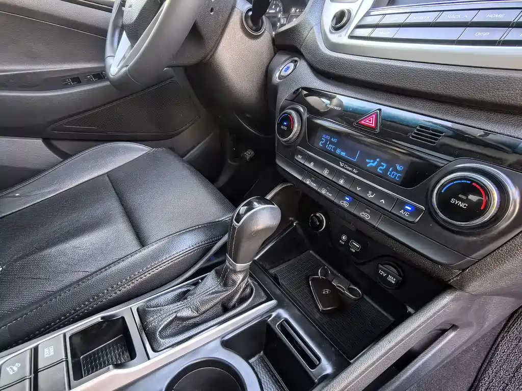 Hyundai Tucson 2016 — фото 11