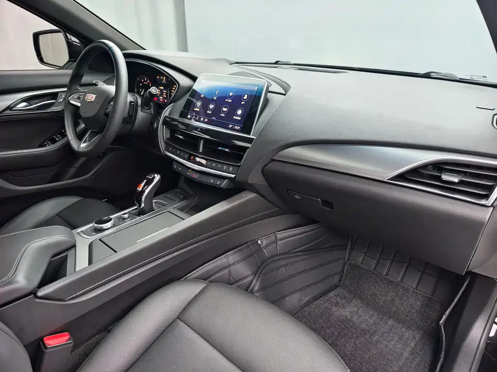 Cadillac CT5 2022 — фото 14