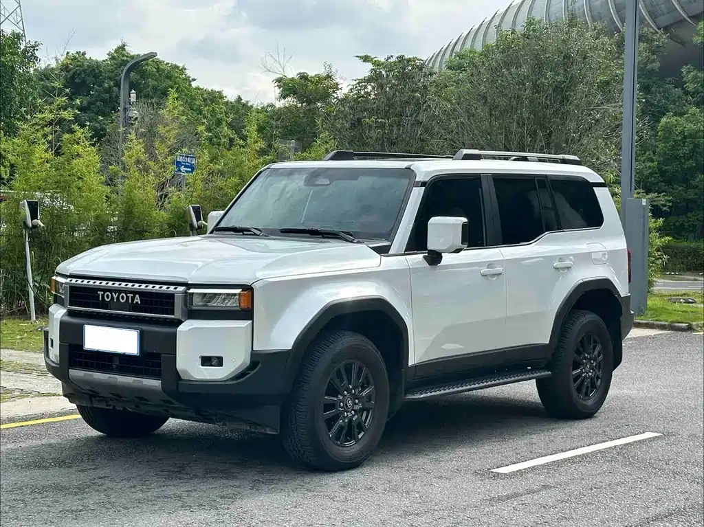 Toyota Prado 2025