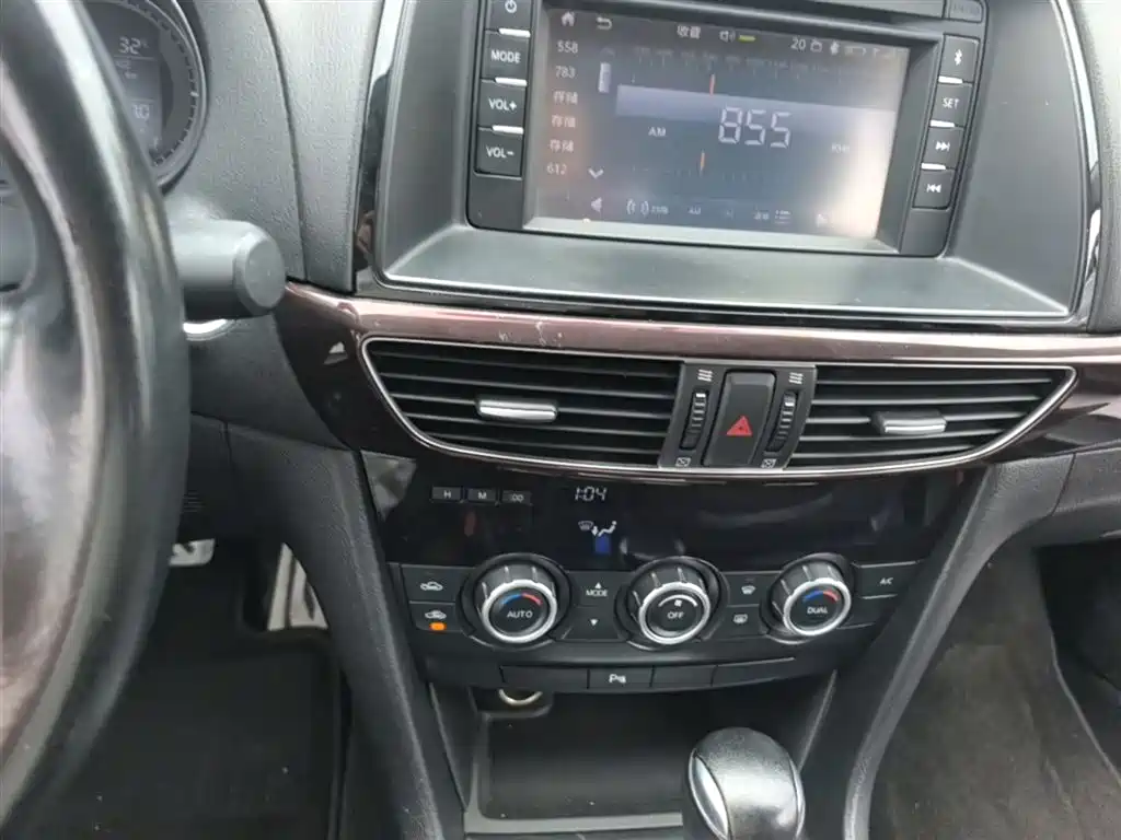 Mazda Atenza 2015 — фото 13