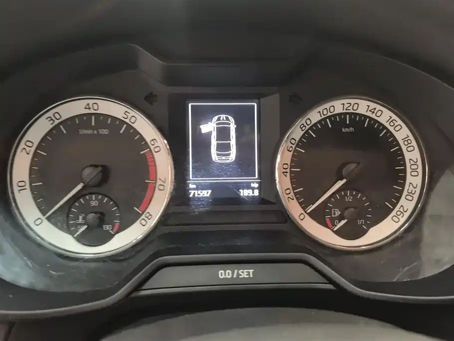 Skoda Octavia 2021 — фото 14