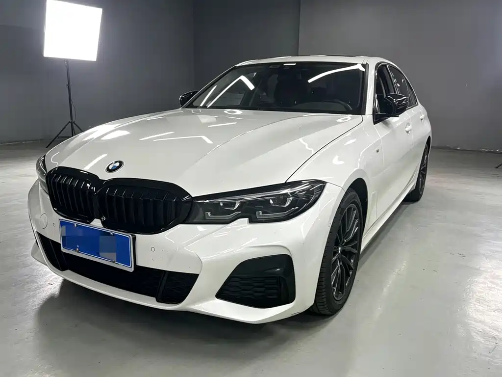 BMW 3 Series 2021