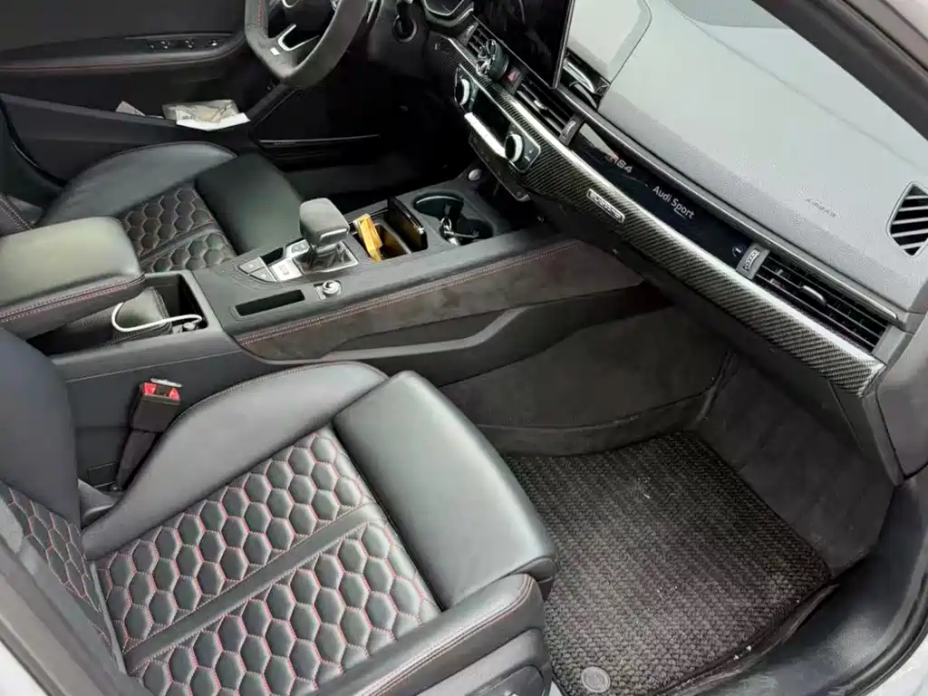 Audi RS 4 2024