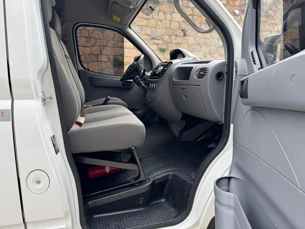 Maxus V80 2022
