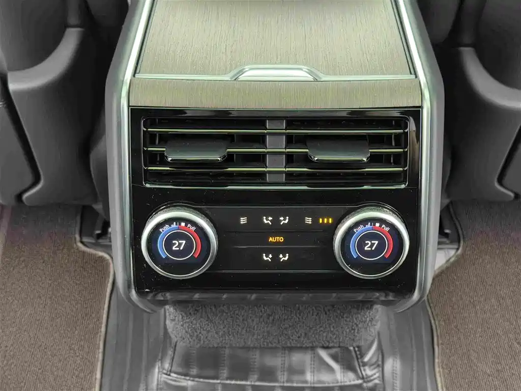 Land Rover Range Rover 2023 — фото 15