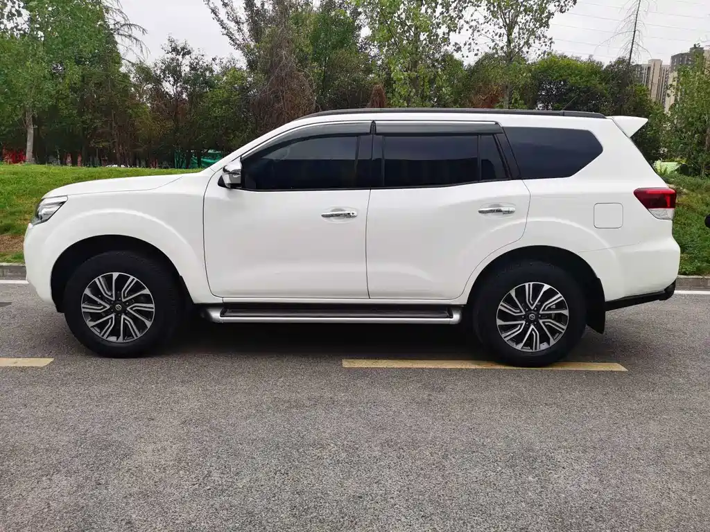 Nissan Terra 2021 — фото 11