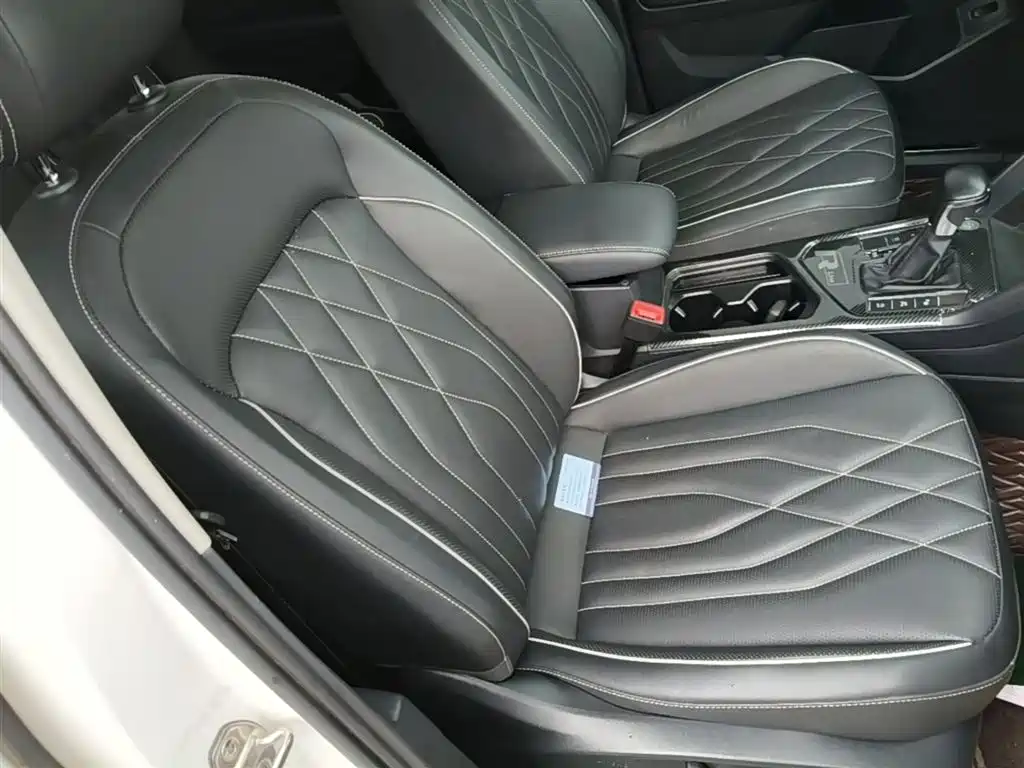 Volkswagen Tiguan L 2021 — фото 25
