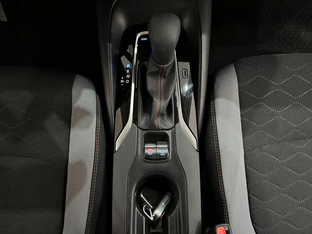 Toyota Corolla 2023 — фото 14