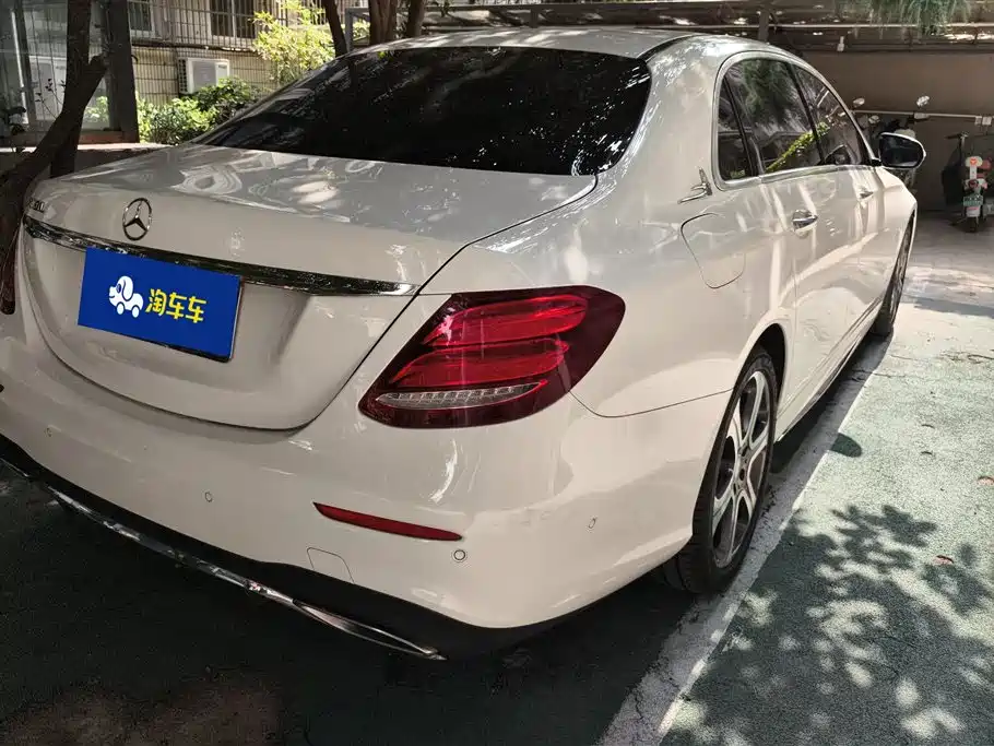 Mercedes-Benz E-Class 2016