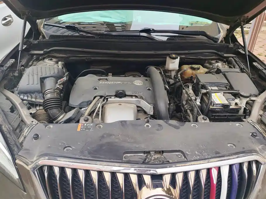 Buick Envision Plus 2017 — фото 10