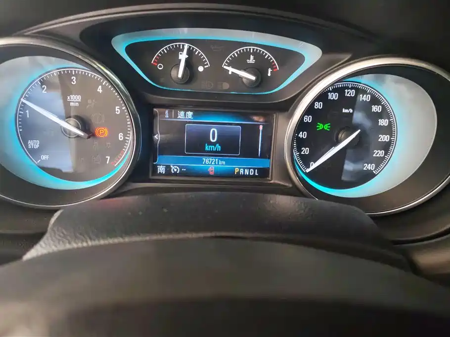 Buick Envision Plus 2017 — фото 14